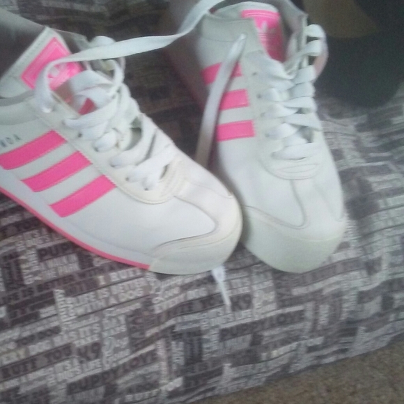 Adidas Samoa - Picture 3 of 3